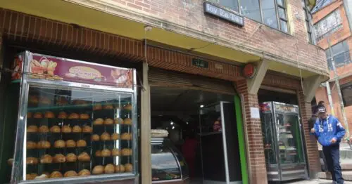PANADERIA PAN MAS PAN YE PANADERIA PAN MAS PAN YE
